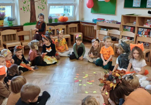 Dzieci biorą udział w konkursie