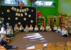 Dzieci występujące w grupie Frebelki