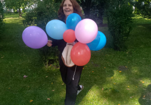 Pani Agnieszka z balonami