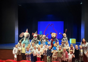 W Teatrze ,,Arlekin"