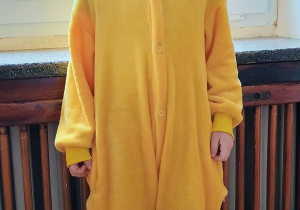 Chłopiec przebrany za Pikachu